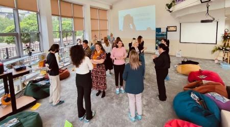 Social Coaching: Trajnim i suksesshëm i mbajtur në Gjakovë